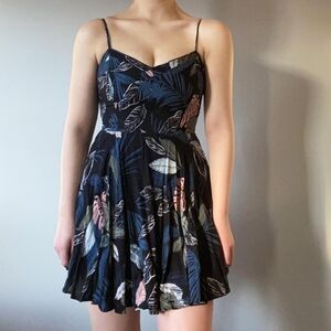 Tallulah Black Tropical Palm Leaf Print Dress 0